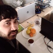  ,   Ali, 32 ,   ,   