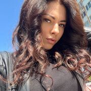  ,   Angelina, 33 ,   ,   , c 