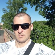  ,  Dima, 32
