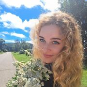  ,  ZINA, 22