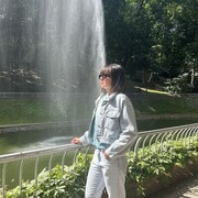  , 