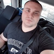  ,   Nikita, 31 ,  