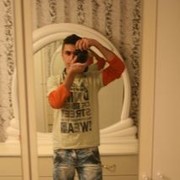  ,   Alek, 33 ,   