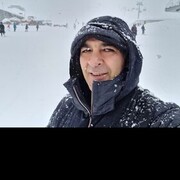  ,  Nik, 46