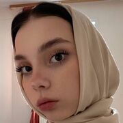  ,  Anyta, 22