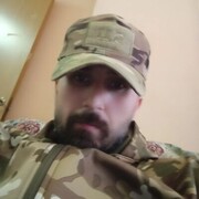  ,  Viktor, 31