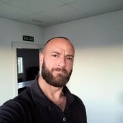  Zaria,  Luis Jovi, 37