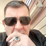  ,  Volk, 49