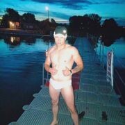  ,   Den, 38 ,   ,   