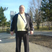  ,   Viktor, 54 ,  