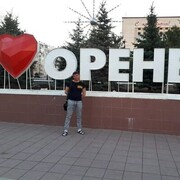  ,   Vitaly, 43 ,   c 