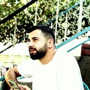  ,  Samir, 32