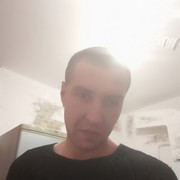  ,  Denhik, 35