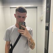  ,  Taras, 23