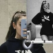  , 