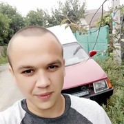  ,  Huligan, 29