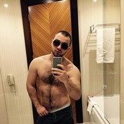  -,  Slavik, 32