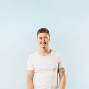  ,  Oleg, 44