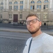  ,  Ihor, 30