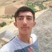  ,  Younes, 26