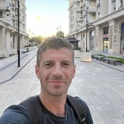  ,  Aleksanr, 37