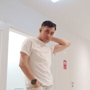  Leetza,  Murik, 39