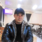 Знакомства Талгар, мужчина Дмитрий, 46