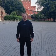  ,  Alexander, 32