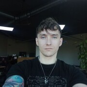  ,   Viktor, 31 ,  