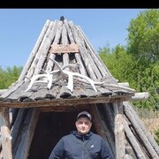  ,   Alexander, 33 ,   c 