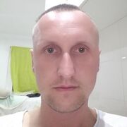  Entroncamento,  Andriy, 44