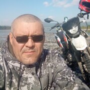 Знакомства Ягодное, мужчина Алексей, 40