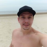  ,   Artyom, 38 ,  