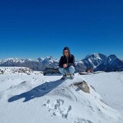  -,   Alexander, 32 ,   ,   , c 
