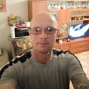  ,   Oleg, 47 ,   c 