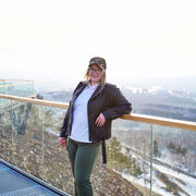  ,   Veronika, 34 ,   ,   