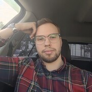  ,   Nikita, 44 ,  