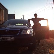  ,   Ali, 33 ,     , c 