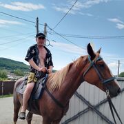  ,   Anton, 39 ,   ,   