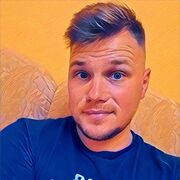  ,  Oleg, 33
