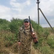  --,   Robi, 44 ,   ,   