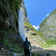  --,   Vladislav, 30 ,   ,   , c 