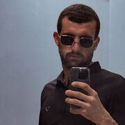  ,  Narek, 27