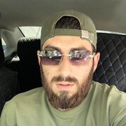  ,   Artur, 27 ,   ,   