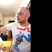 ,  Dima, 39