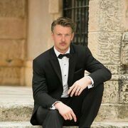  ,   Igor, 62 ,   ,   