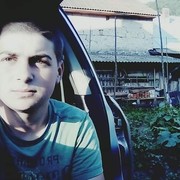  ,  Valentin, 24