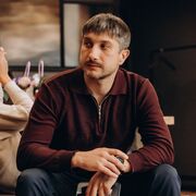  ,  Denis, 40