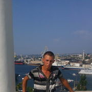 ,   Andrej, 32 ,   