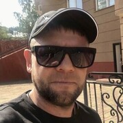  ,   Alex, 42 ,   c 